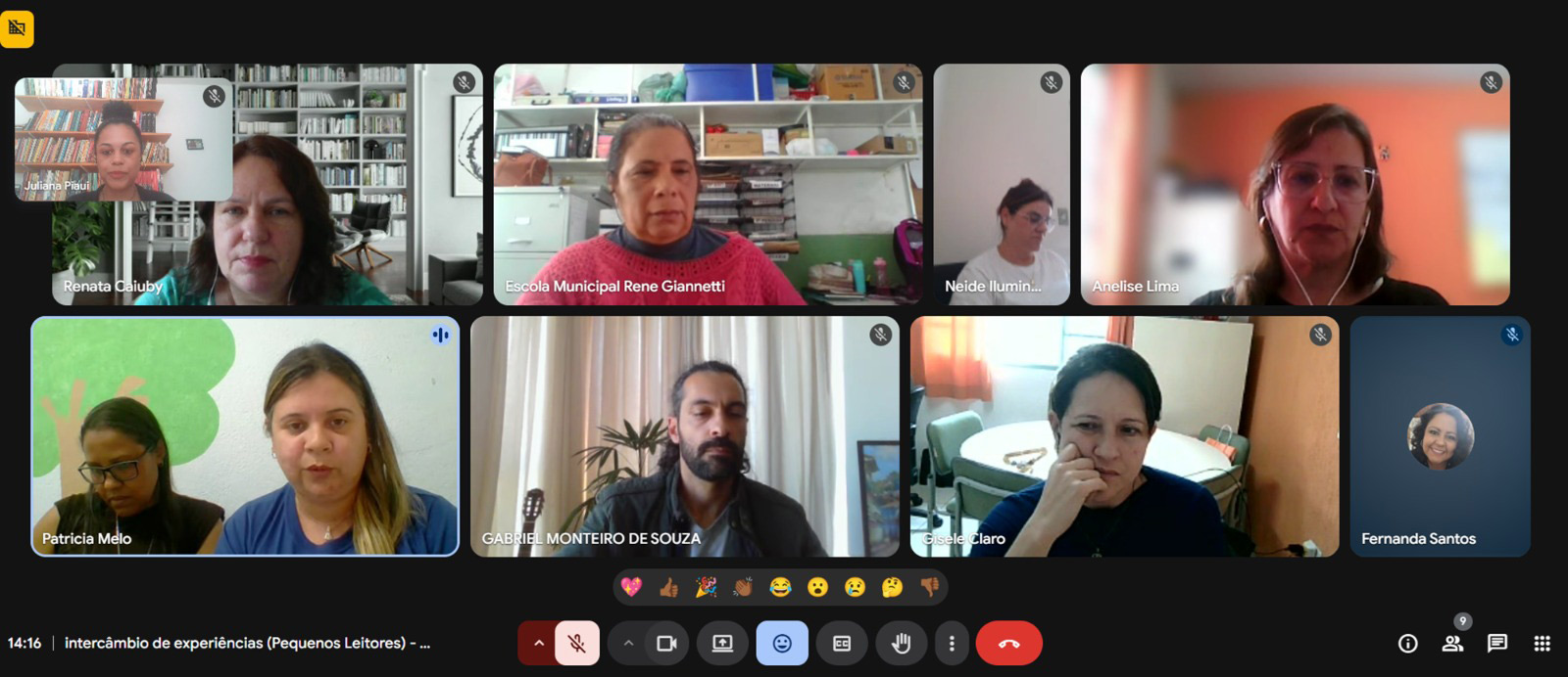 Print da tela de uma chamada de vídeo. Há diversos rostos na tela.